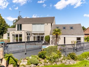 Photo 24- click for photo gallery